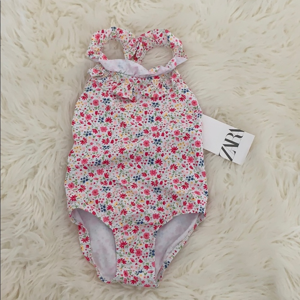 Brand new Zara floral swimsuit!!!NWT